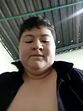 Noha_Whiitee — Fucking my pillow naked 