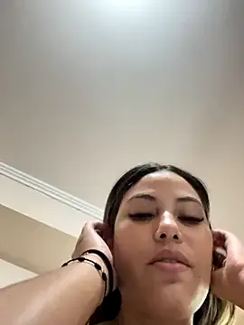 obedient_whore_messyy — Put diaper