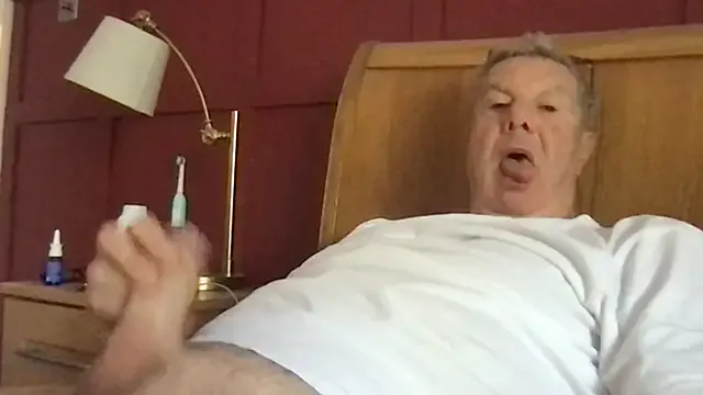 Oldpistolpete — Freechat on StripChat
