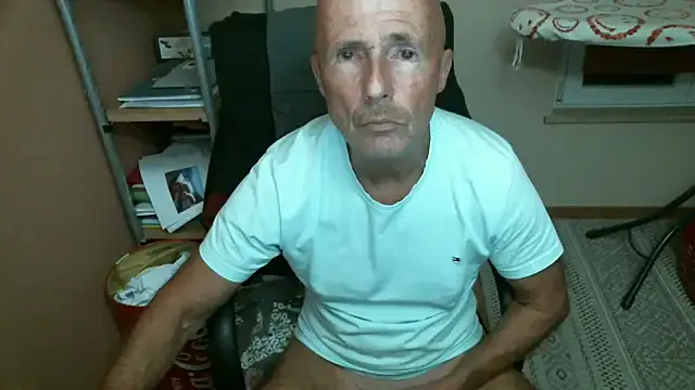 olibrius71 — Freechat on StripChat