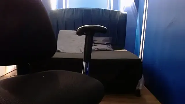 Olivia11_ — Show Ass, And  Whip x10