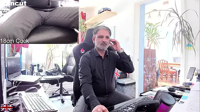 OnlineBossUK — Show Sexy Ass -Next Goal Show Dick