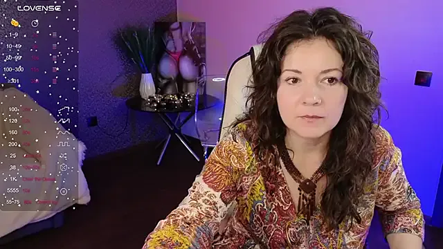 Otantra — Hi, I'm a new girl, support me.