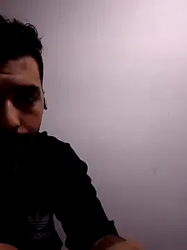 OutsizedPistol — Freechat on StripChat
