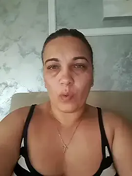PalomaDesireee — Morning vibezz :movingboobs: