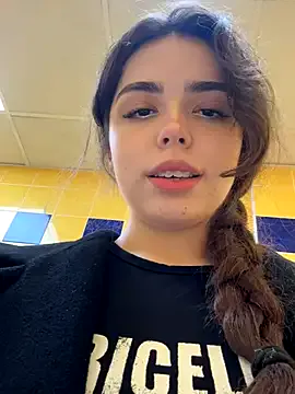 pantyless — SHOW BOOBS NEAR PEOPLE AT SUPERMARKET