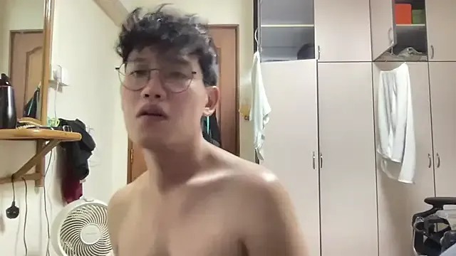 Passionatetwink2 — Face jerk off  2min