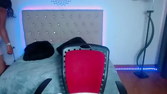paulina_26 — suck dildo