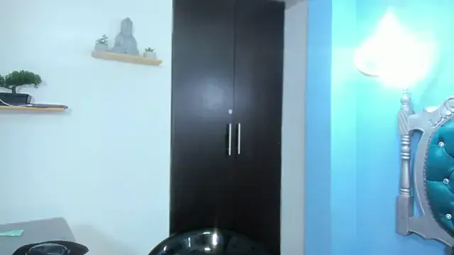 Pearl_ts — show ass