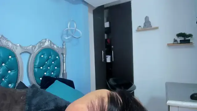 Pearl_ts — show ass