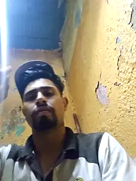pene_latinoriico — Me muevo rico