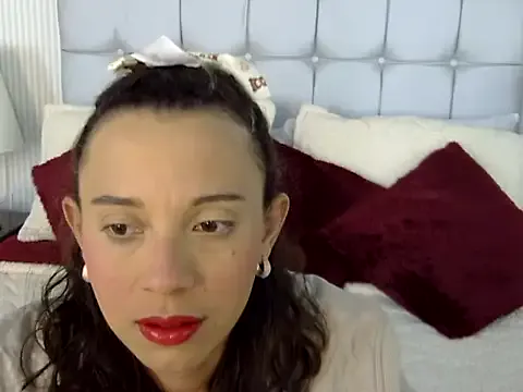Perla_vonrose — SPANK MY ASS X10