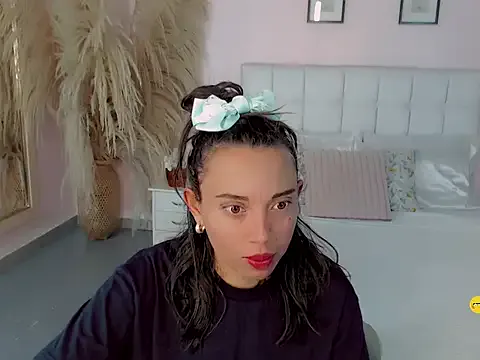 Perla_vonrose — Make me smile