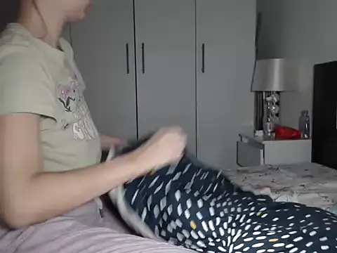 petite_danielle — naked play