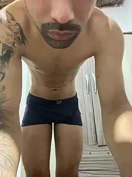 PhrenicUsurer — Ficar pelado
