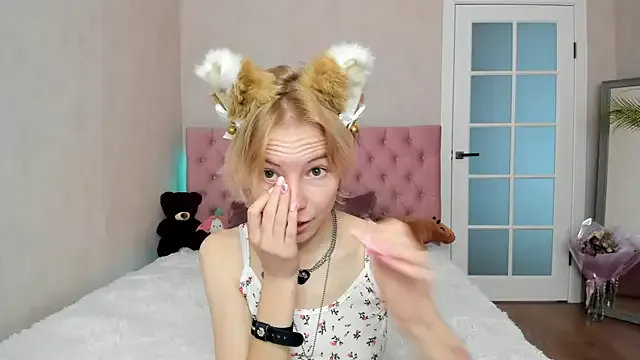 Pink_Lila18 — Body Tour