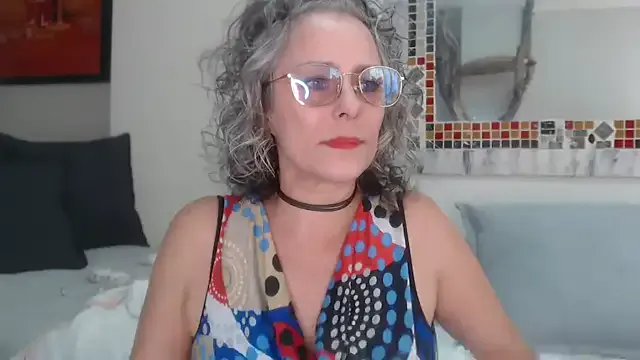 Pinkboobie — Let's have fun and let's all be happy!