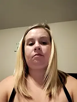 Pinkprincesspony — Freechat on StripChat
