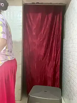 Pinky_hoti — Public fuck show