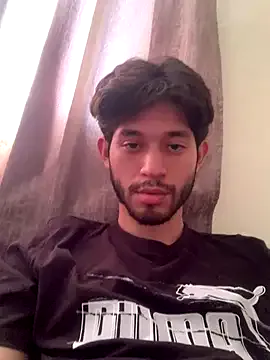 pitudo1313wuero — Cum show mientras me follo 