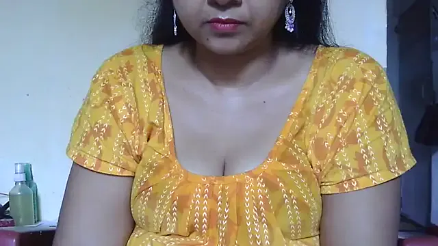 Pooja-suman — Freechat on StripChat