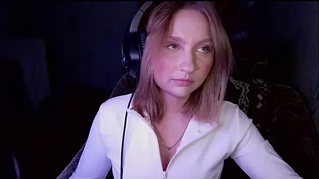 pr_In_cess_ — play with a bra