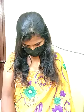 Premalatha_kannada_telugu — Boobs show