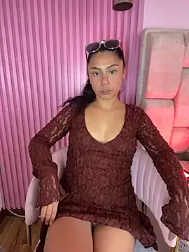 PrettySamaraa — Freechat on StripChat