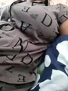 priya_hot_69 — Freechat on StripChat