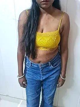 Priyanka78890 — Freechat on StripChat