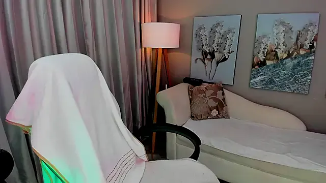 priyarose — Ride dildo