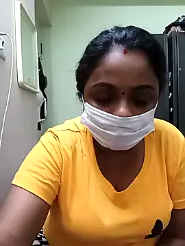 queendivya — Freechat on StripChat
