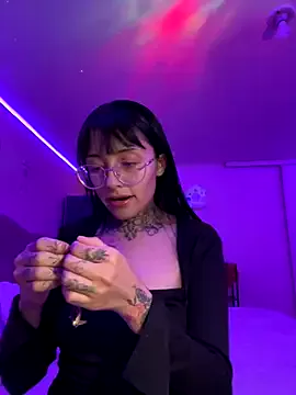 QueenSquirt02 — HAPPY BIRTHDAY VALENTINA
