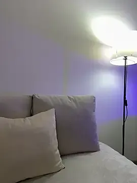 Rae_Lil_White — PLAY WITH MY CLIT UNTIL CUM IN FINGERS