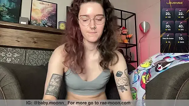rae_moonn — Top off