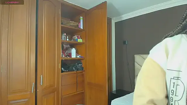Raquel_jones — Sexy dancing+ Oil Play  