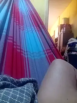 Ravena2290 — Fica nua 3 minutos