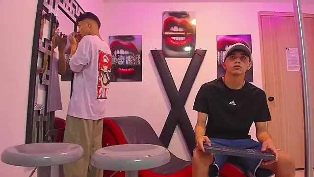 RED_EMPIRE — HI GUYS 
