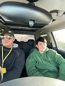 Reggie_roxie — Flash the tits