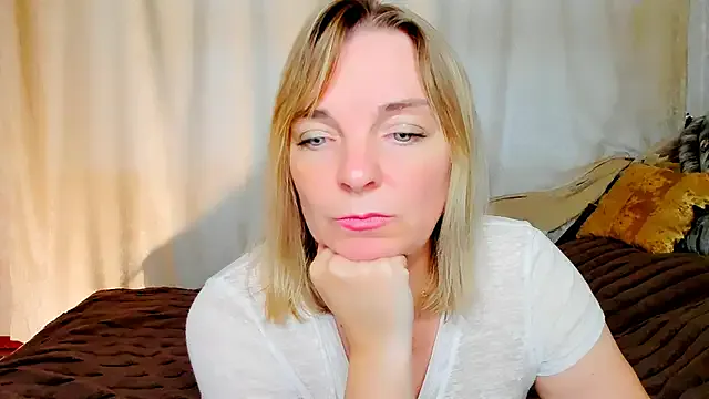Regina__blue — SHOW BOOBS