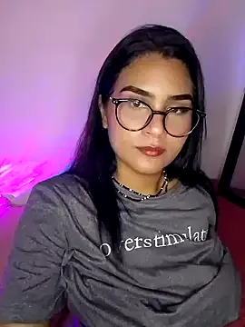 Renata_Zoe — 2 fingers in asshole