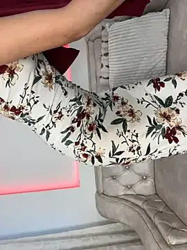 Ridwana_ — Ass + oil + bounce + spanks  