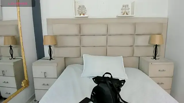 RoseCassie — full naked and sexy dance