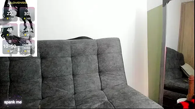 Roshhell1 — spank pussy