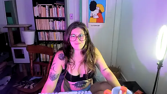 Rosiee69_ — topless 5 min