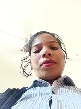 Rubi_sarma — Freechat on StripChat