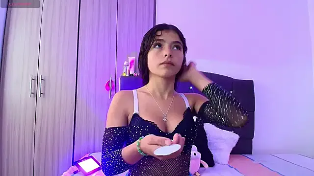 Ruby_Whispers — Show boobs