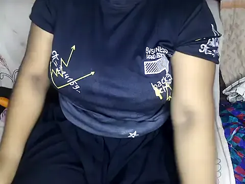 Rupali_Sen69 — boobs show