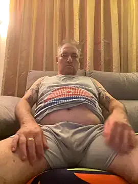 Russirayu — Trousers off