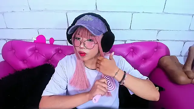 SafiroAgataaa — BLOW A KISS